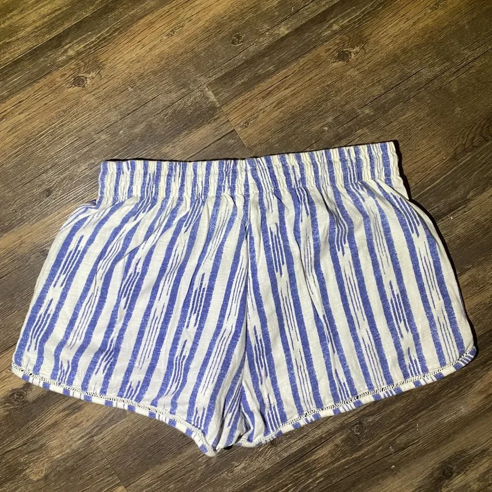Booty Shorts - Picture 4 of 4